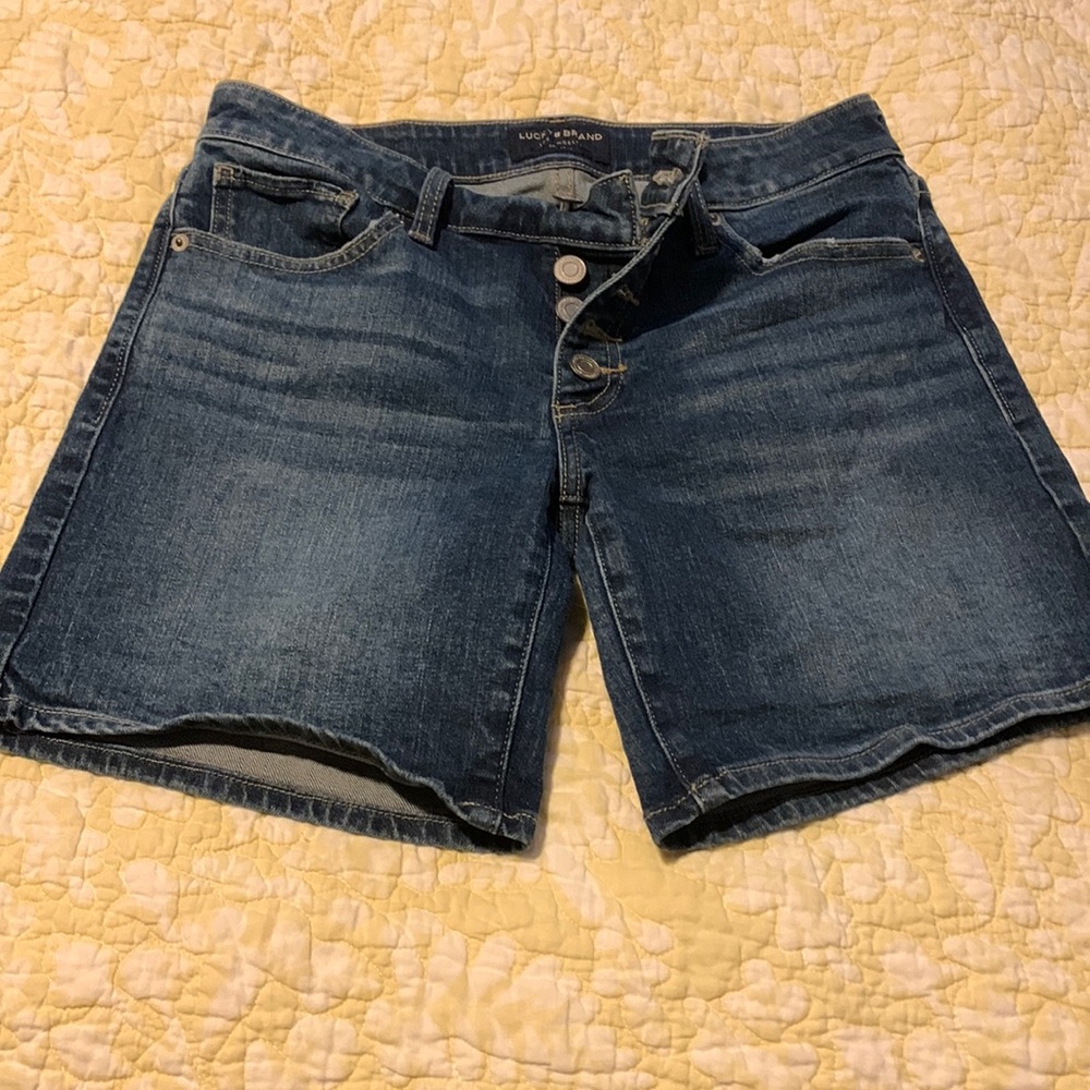 - Women’s Lucky Brand Shorts